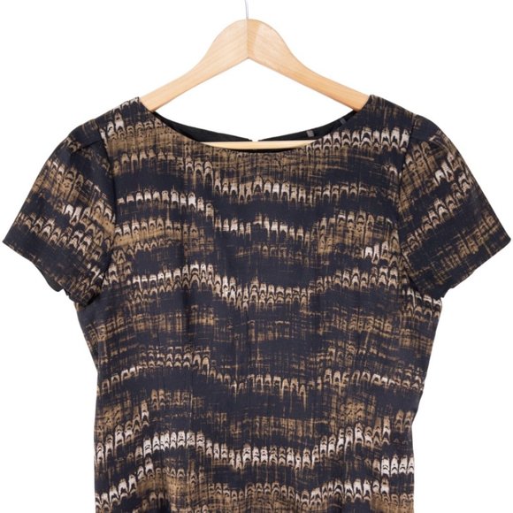 Elie Tahari Sheath Dress Size 10 Navy Gold Abstract Print Short Sleeve Womens - Picture 2 of 6